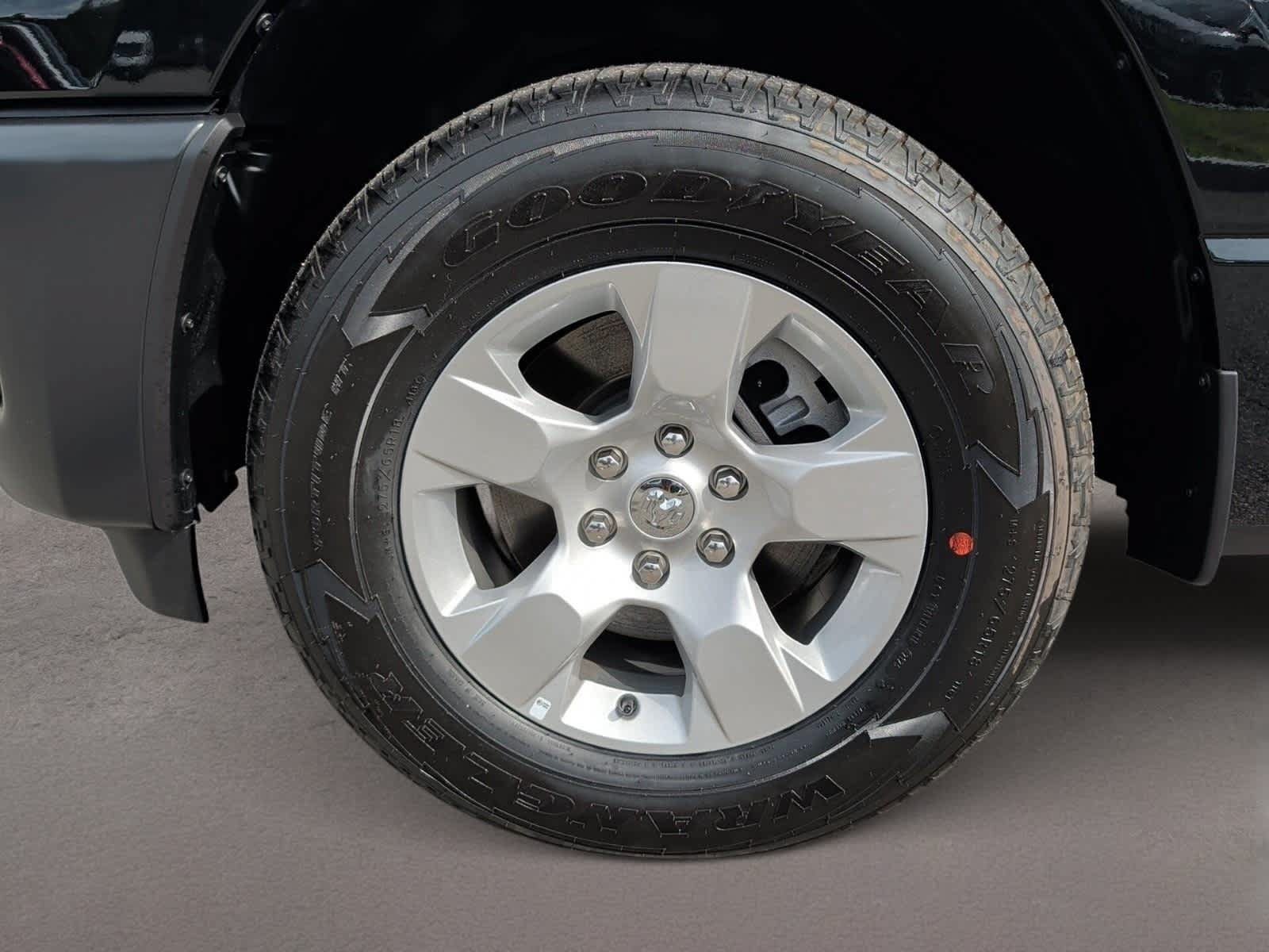 Used 2026 RAM 1500 Tradesman AWD/4WD image 11