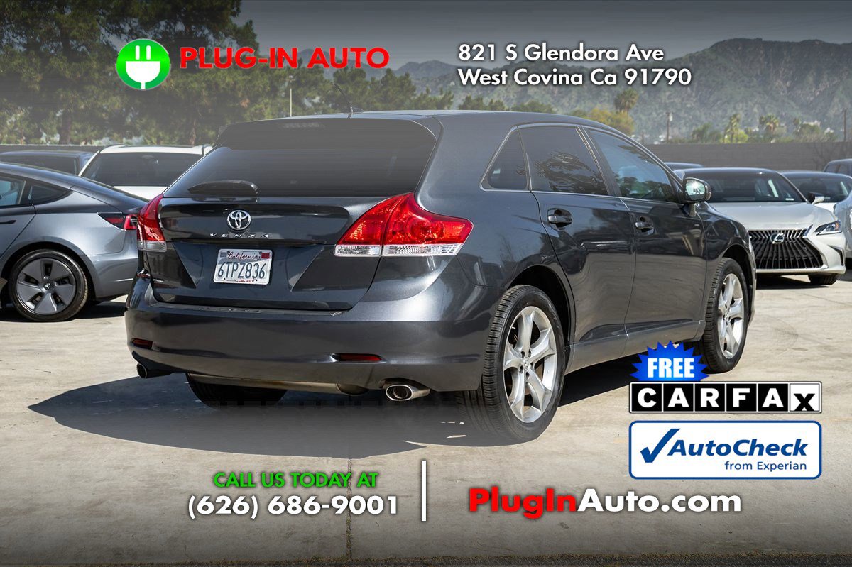 Used 2011 Toyota Venza image 4