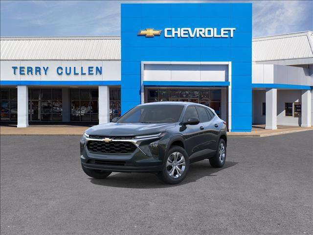 New 2026 Chevrolet Trax LS w/ Driver Confidence Package image 8