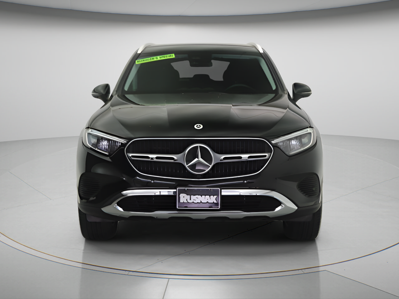 Used 2025 Mercedes-Benz GLC 350e 4MATIC image 6