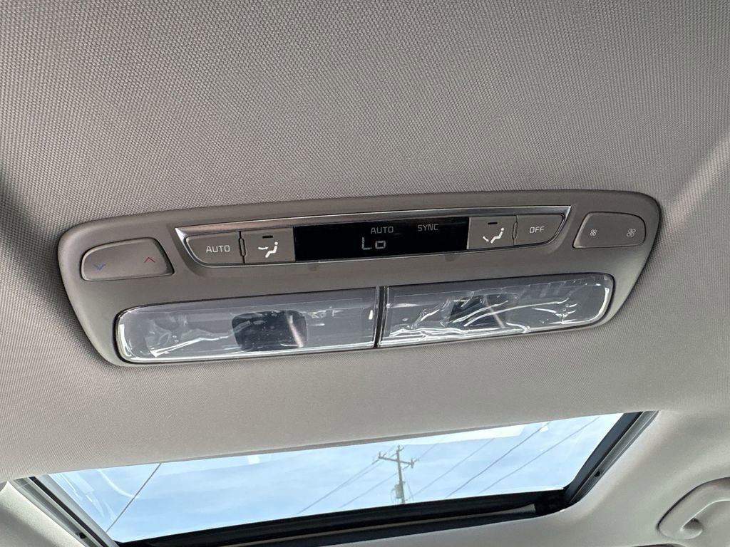 Used 2023 Kia Telluride S w/ S Sunroof Package AWD/4WD image 23