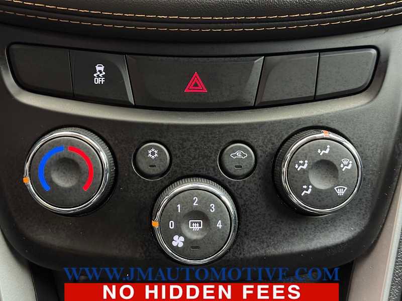 Used 2021 Chevrolet Trax LT w/ Driver Confidence Package image 33