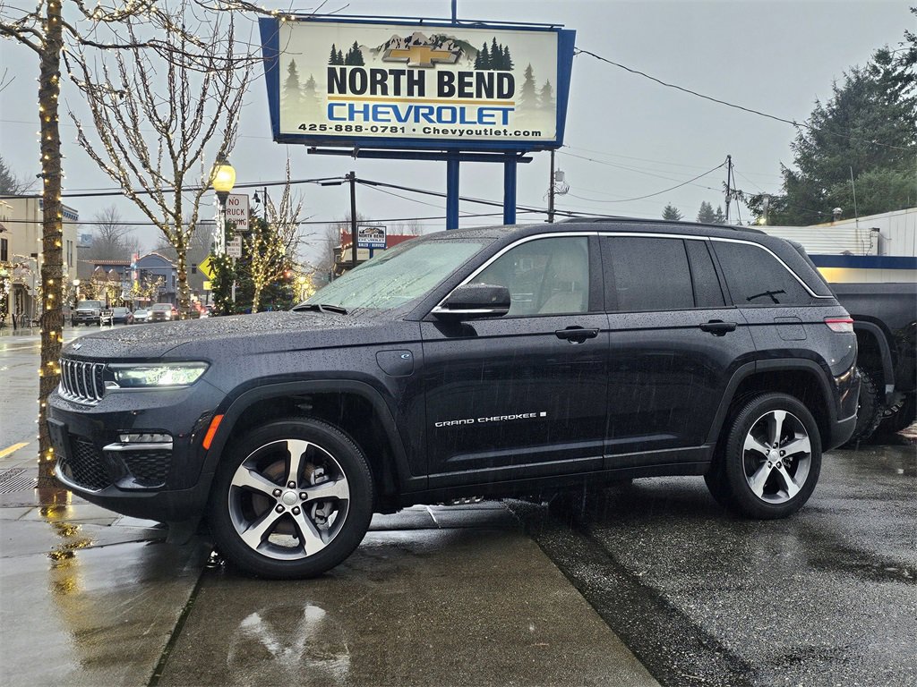 Used 2024 Jeep Grand Cherokee Limited 4xe image 1