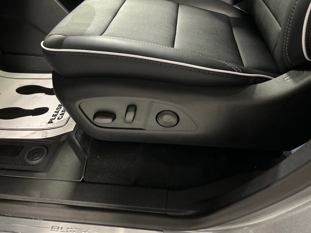 New 2026 Buick Enclave Preferred w/ Power Package AWD/4WD image 11