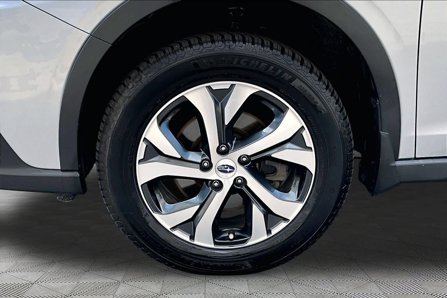 Used 2022 Subaru Outback Limited AWD/4WD image 11