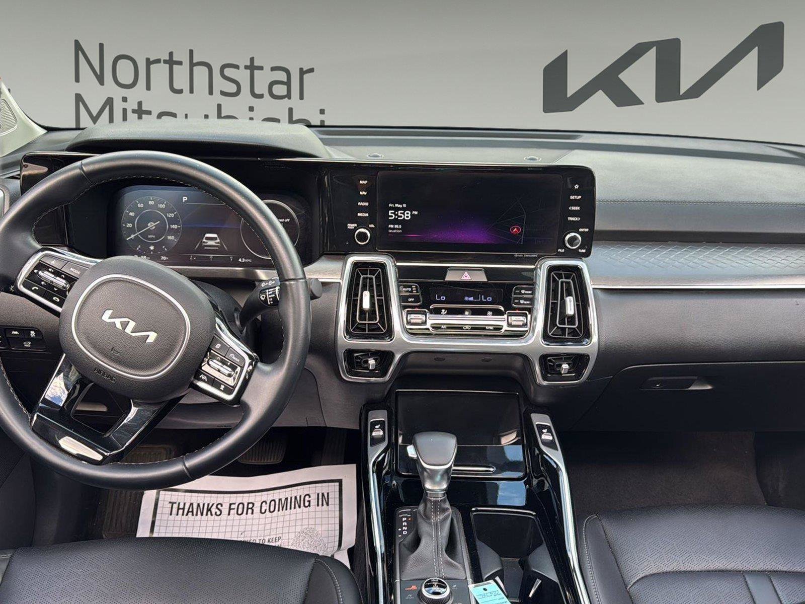 Used 2023 Kia Sorento SX AWD/4WD image 9