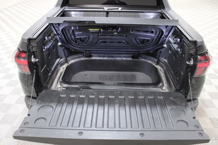 Used 2024 Hyundai Santa Cruz Limited image 15