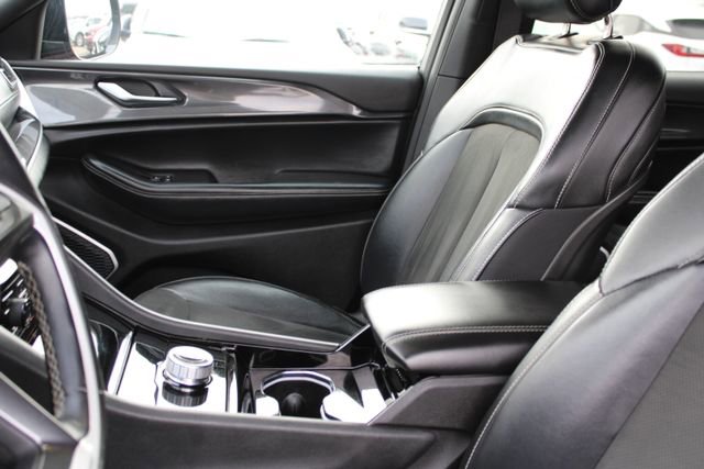 Used 2021 Jeep Grand Cherokee L Laredo image 21