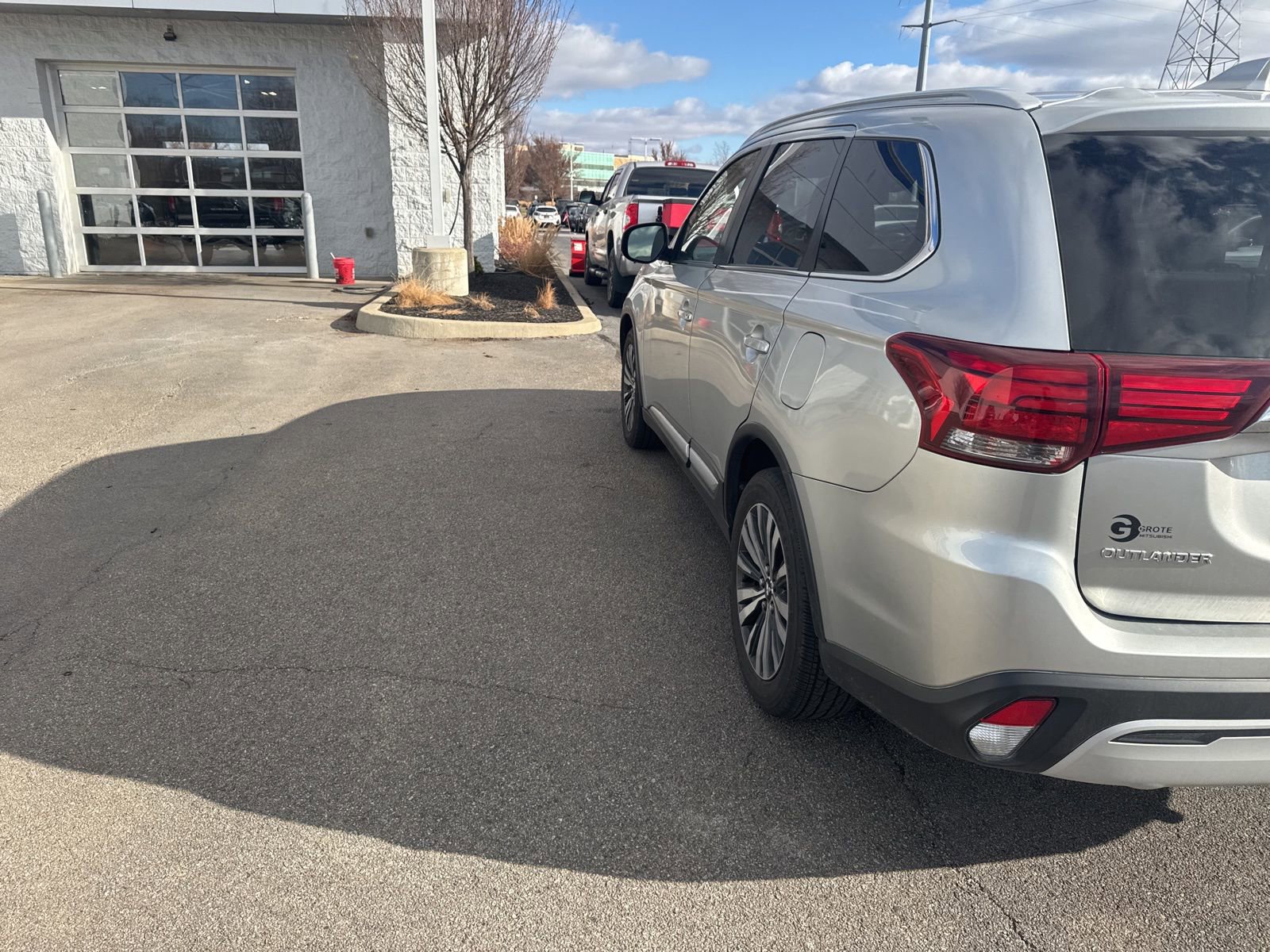 Used 2020 Mitsubishi Outlander AWD image 10
