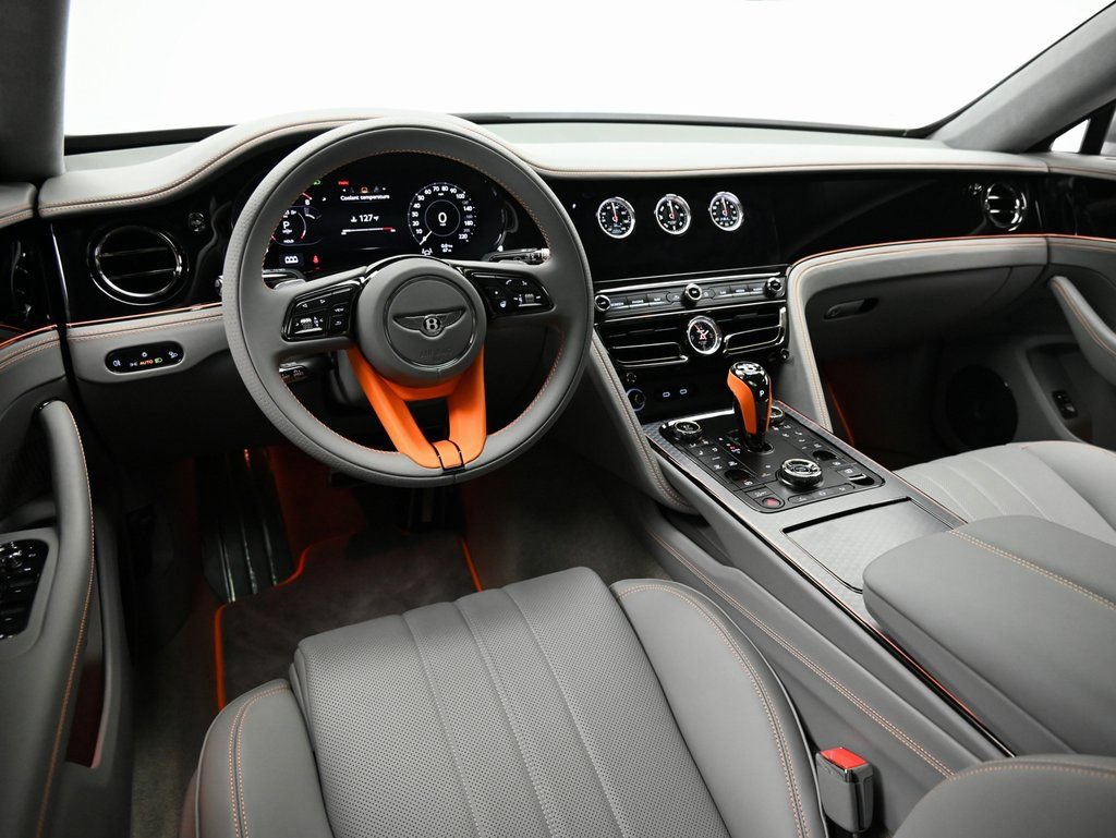 Used 2025 Bentley Flying Spur Plug-In Hybrid AWD/4WD image 10