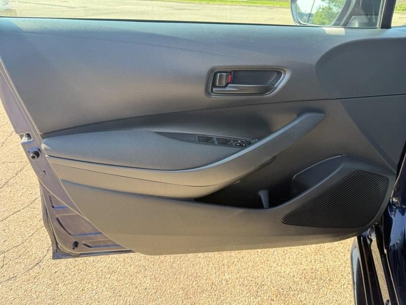 Used 2024 Toyota Corolla LE FWD image 19