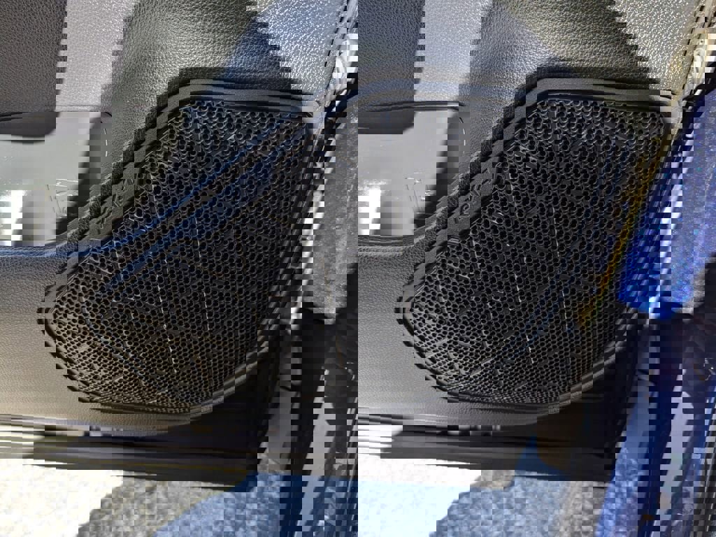 Used 2019 Toyota RAV4 Limited w/ Advanced Technology Package image 17