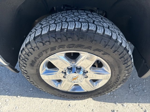 Used 2022 Chevrolet Silverado 2500 LTZ image 30