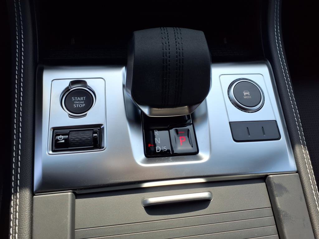 New 2026 Jaguar F-PACE R-Dynamic S image 13