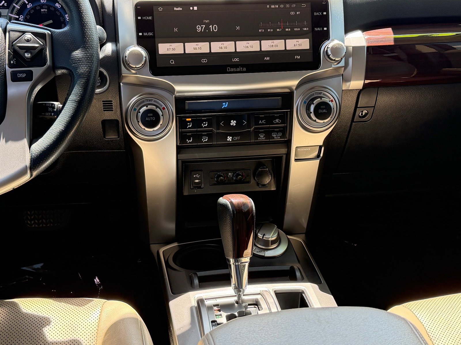 Used 2015 Toyota 4Runner Limited AWD/4WD image 14