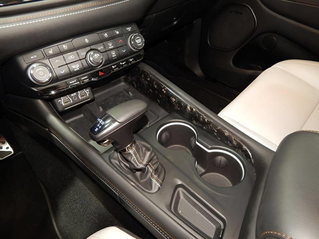 Used 2025 Dodge Durango SRT Hellcat AWD/4WD image 29