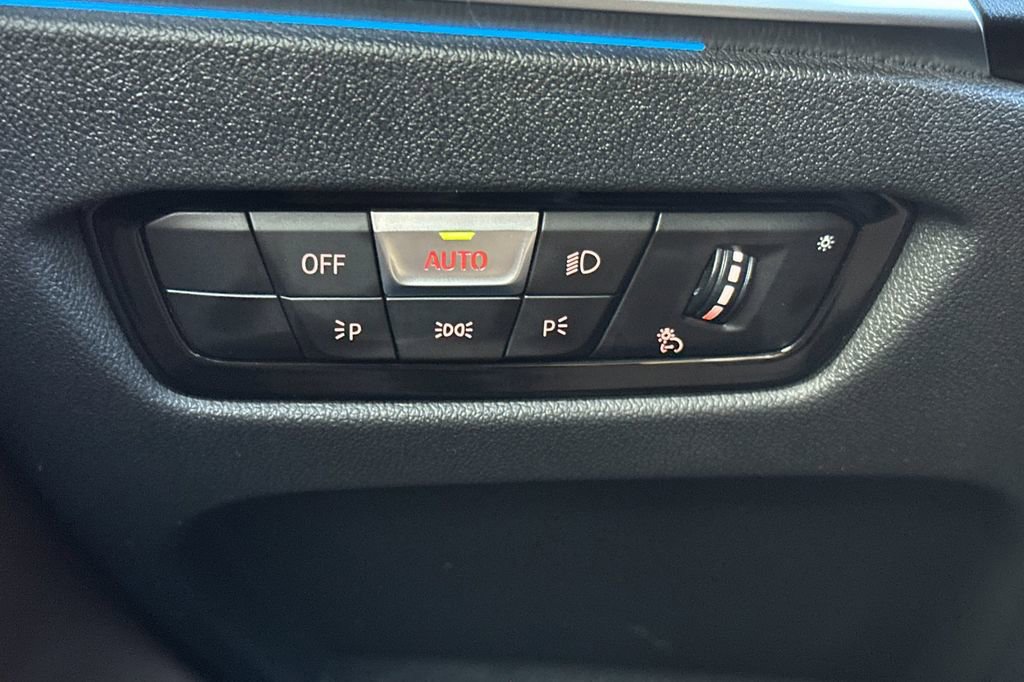 Used 2023 BMW i4 eDrive40 w/ M Sport Package RWD image 30