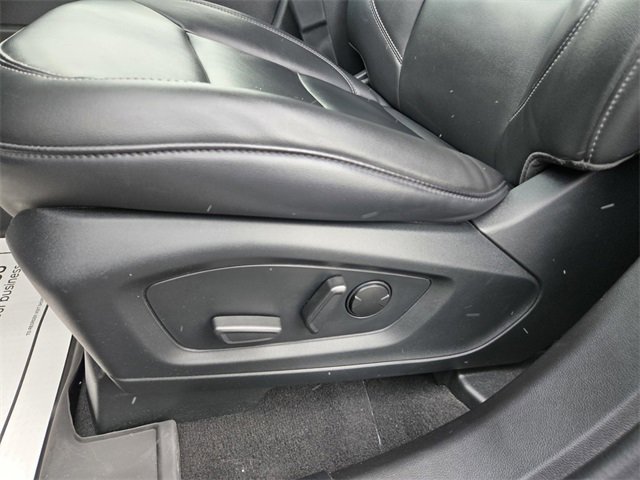 Used 2024 Ford Explorer XLT w/ Equipment Group 202A image 25