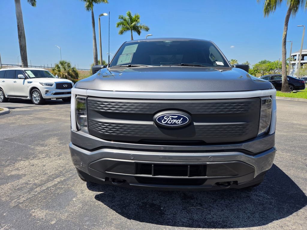 Used 2025 Ford F150 Lightning Flash AWD/4WD image 12