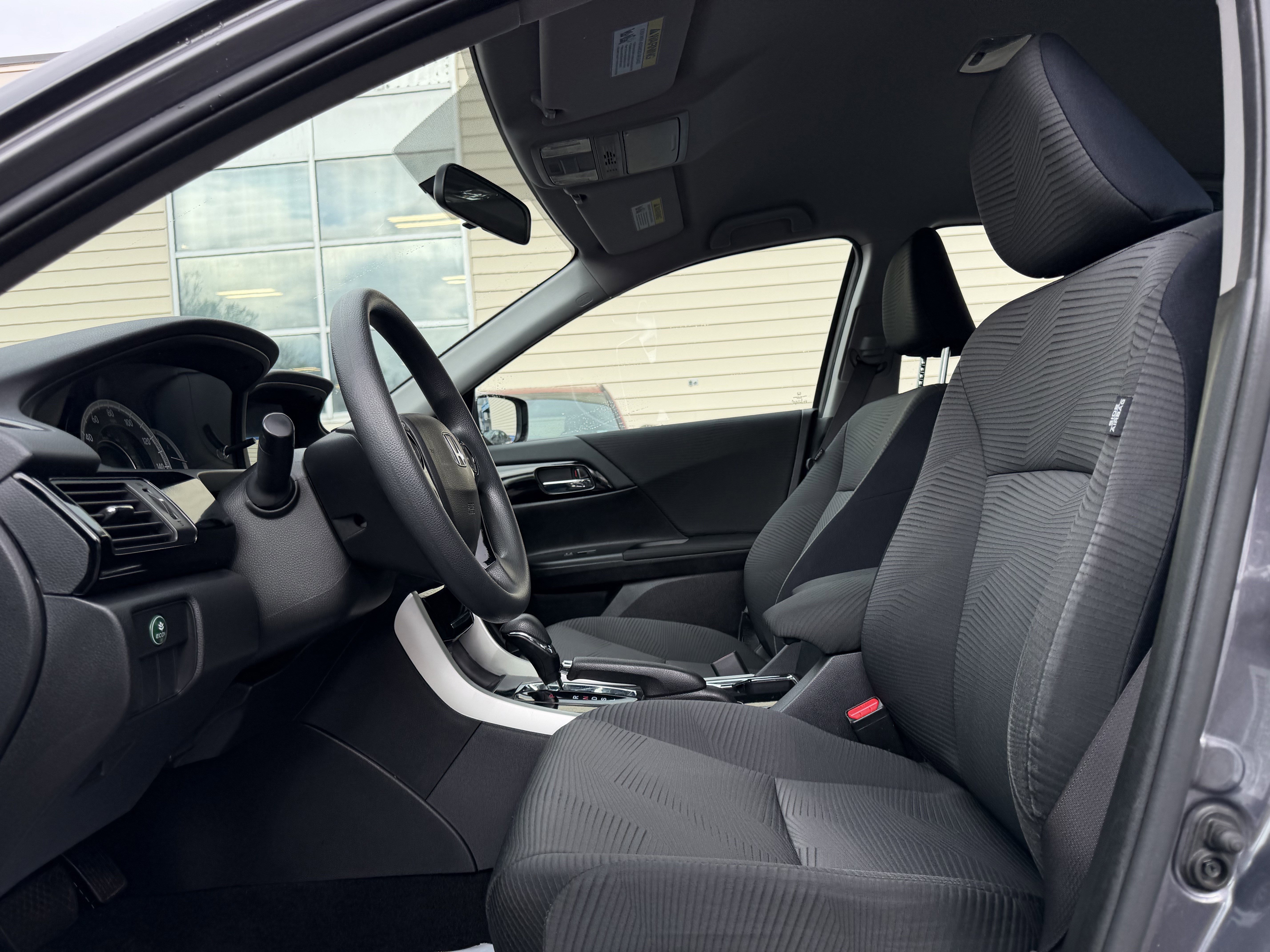 Used 2017 Honda Accord LX image 11