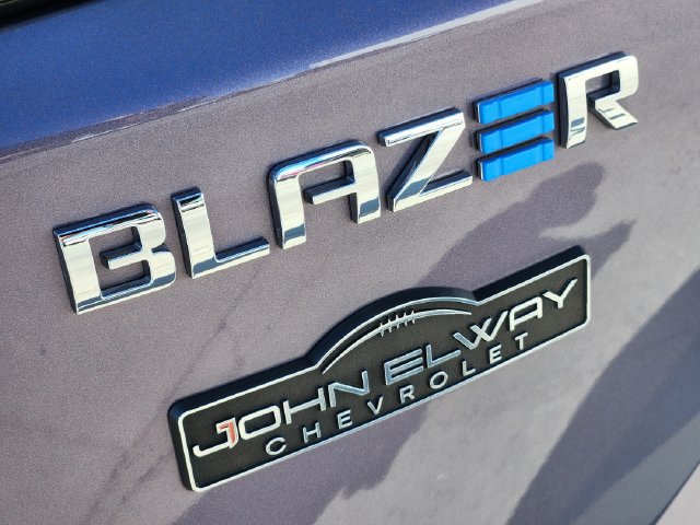 Used 2025 Chevrolet Blazer EV LT AWD/4WD image 13