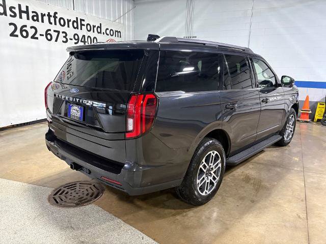 Certified 2025 Ford Expedition Active AWD/4WD image 10