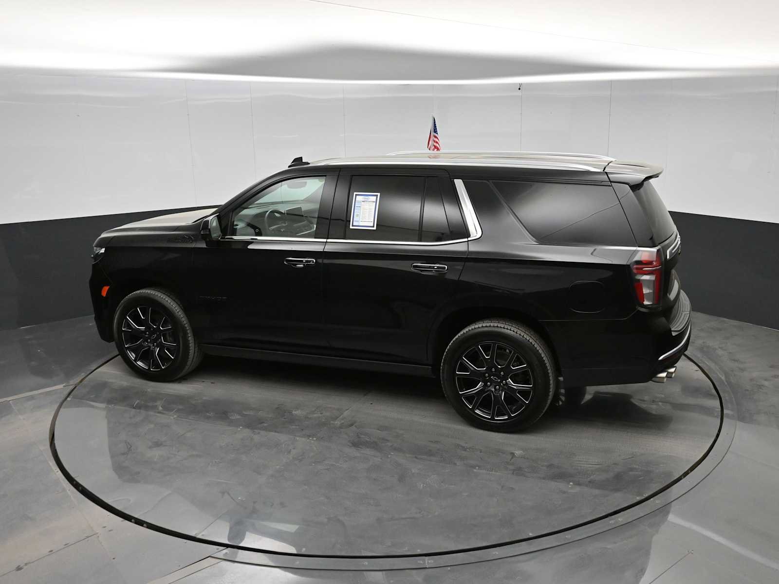 Used 2023 Chevrolet Tahoe High Country AWD/4WD image 26