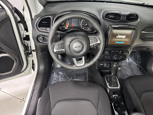 Used 2023 Jeep Renegade Latitude image 13