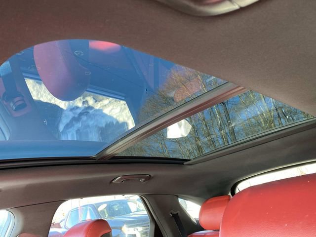 Used 2023 Genesis GV70 2.5T w/ Sport Prestige Package image 9