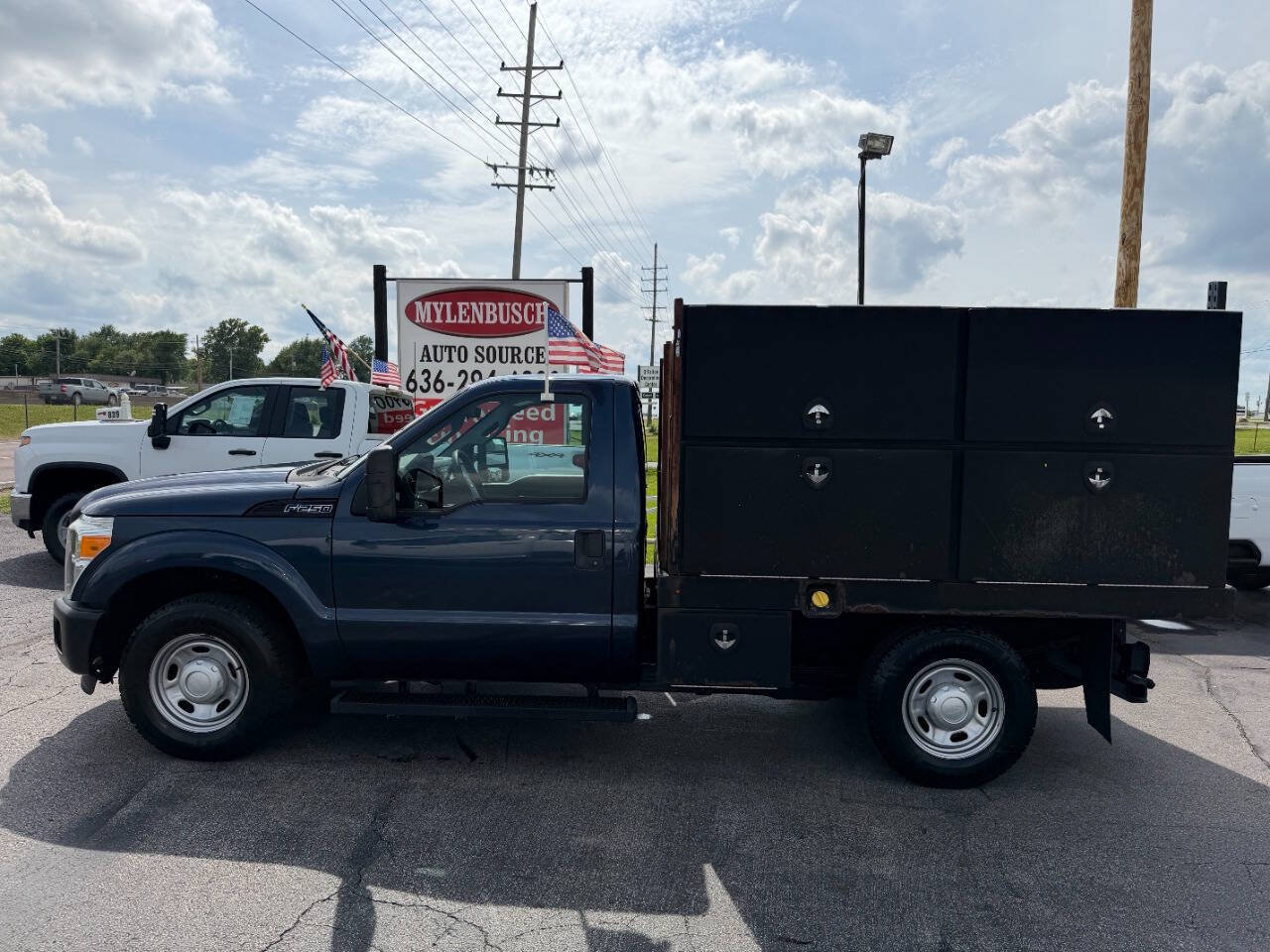 Used 2016 Ford F250 XL RWD image 1