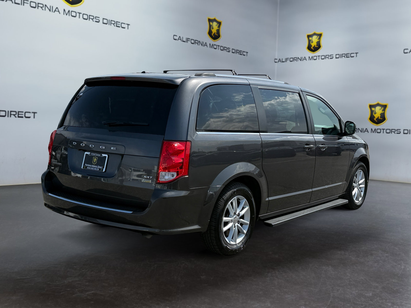 Used 2019 Dodge Grand Caravan SXT FWD image 5