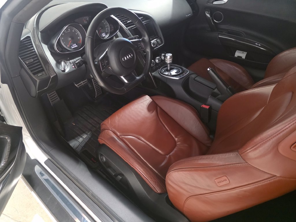 Used 2009 Audi R8 V8 AWD/4WD image 12