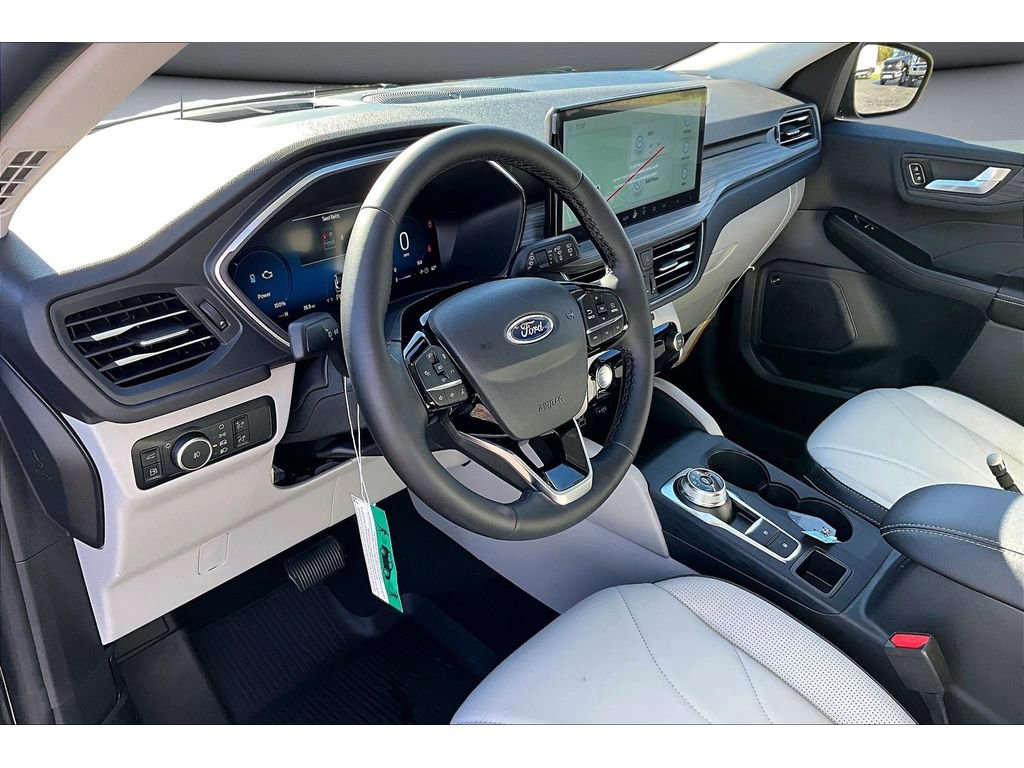 New 2026 Ford Escape SE w/ PHEV Premium Package image 30