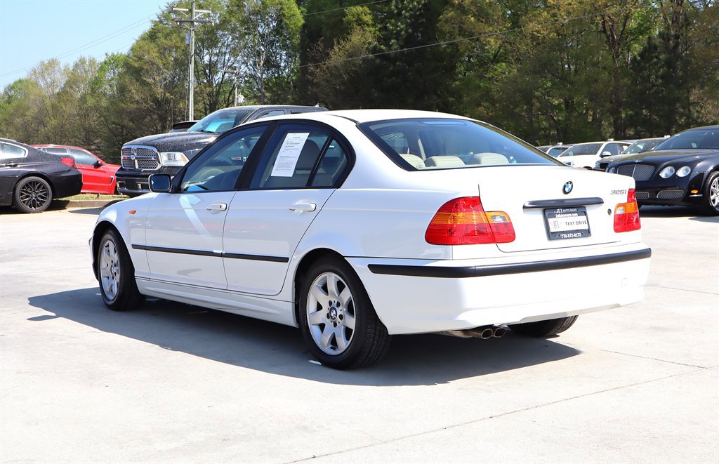 Used 2004 BMW 325i Sedan image 5