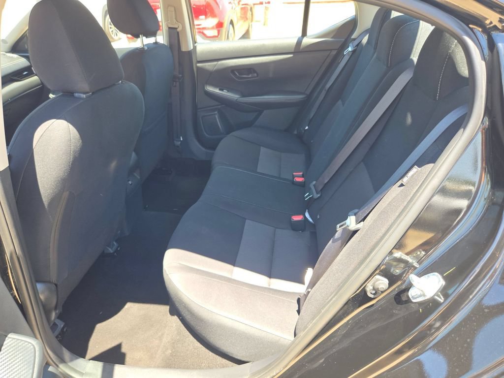 Used 2025 Nissan Sentra SV FWD image 27