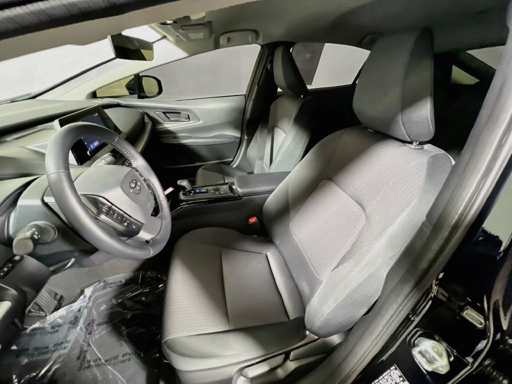 Certified 2026 Toyota Prius LE AWD/4WD image 18