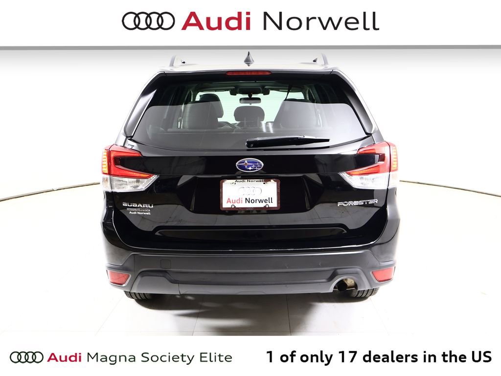 Used 2021 Subaru Forester Premium image 15