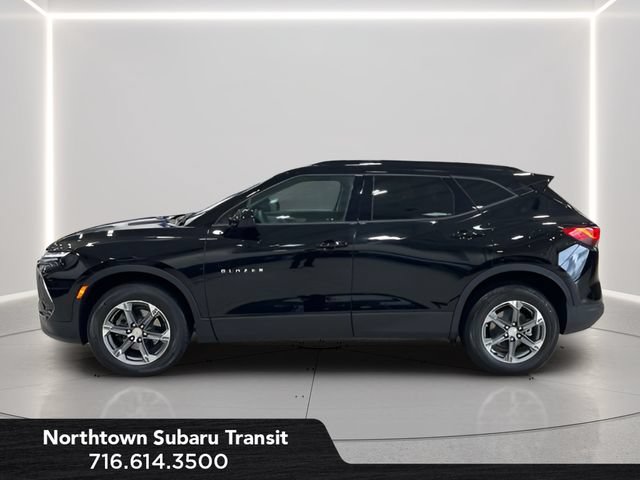 Used 2024 Chevrolet Blazer LT w/ Convenience Package AWD/4WD image 2