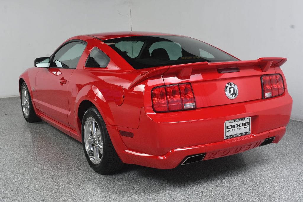 Used 2005 Ford Mustang GT RWD image 9