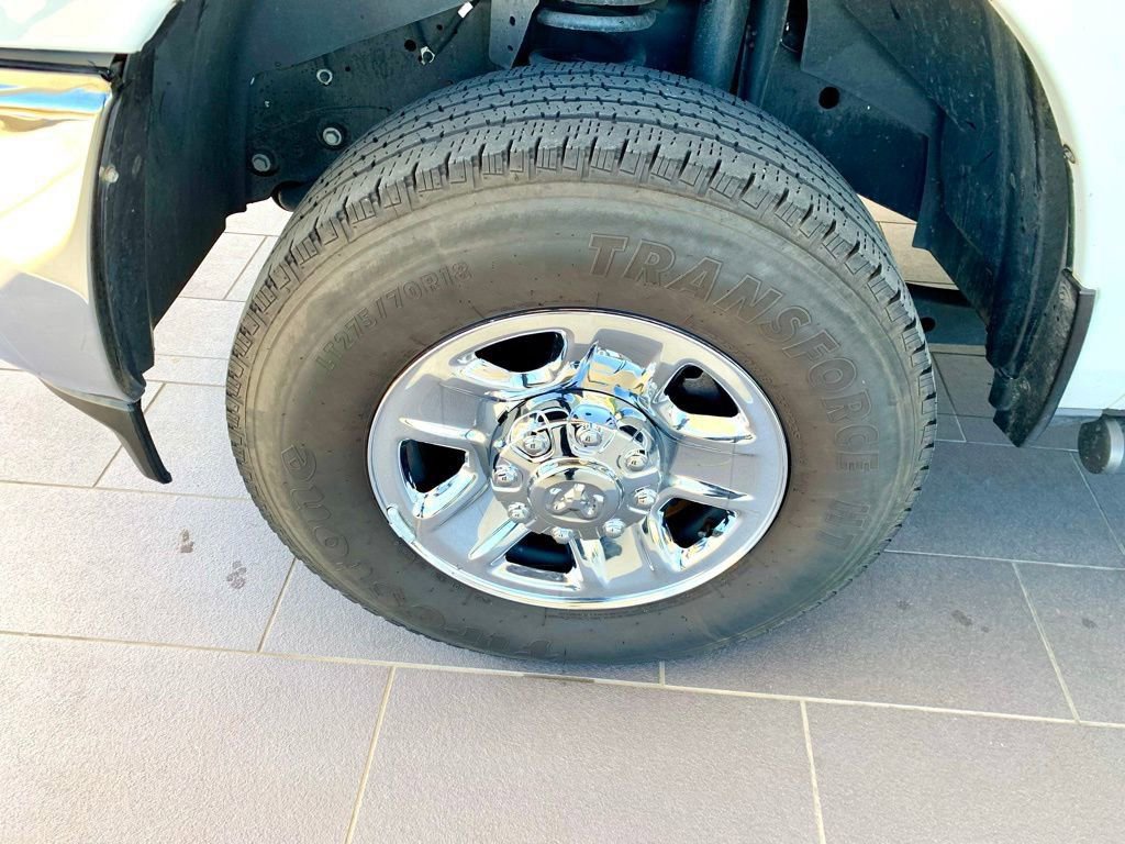 Used 2024 RAM 2500 Tradesman w/ Chrome Appearance Group image 10