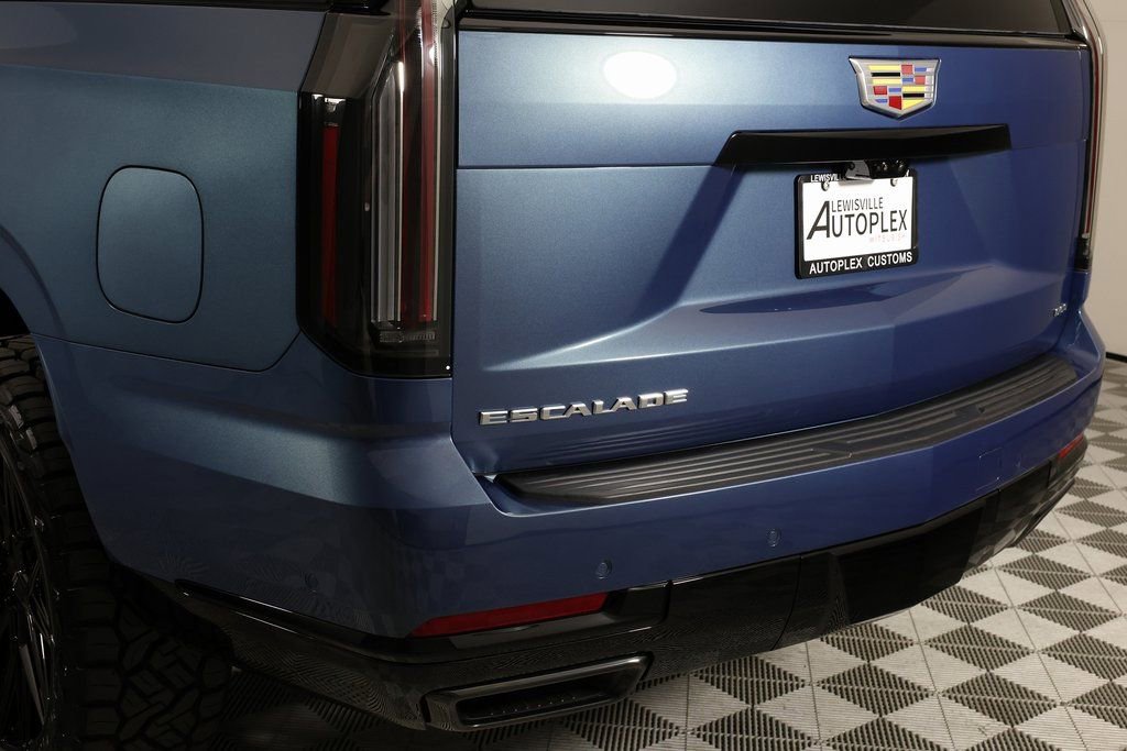 Used 2026 Cadillac Escalade Platinum Sport w/ LPO, Floor Liner Package image 61