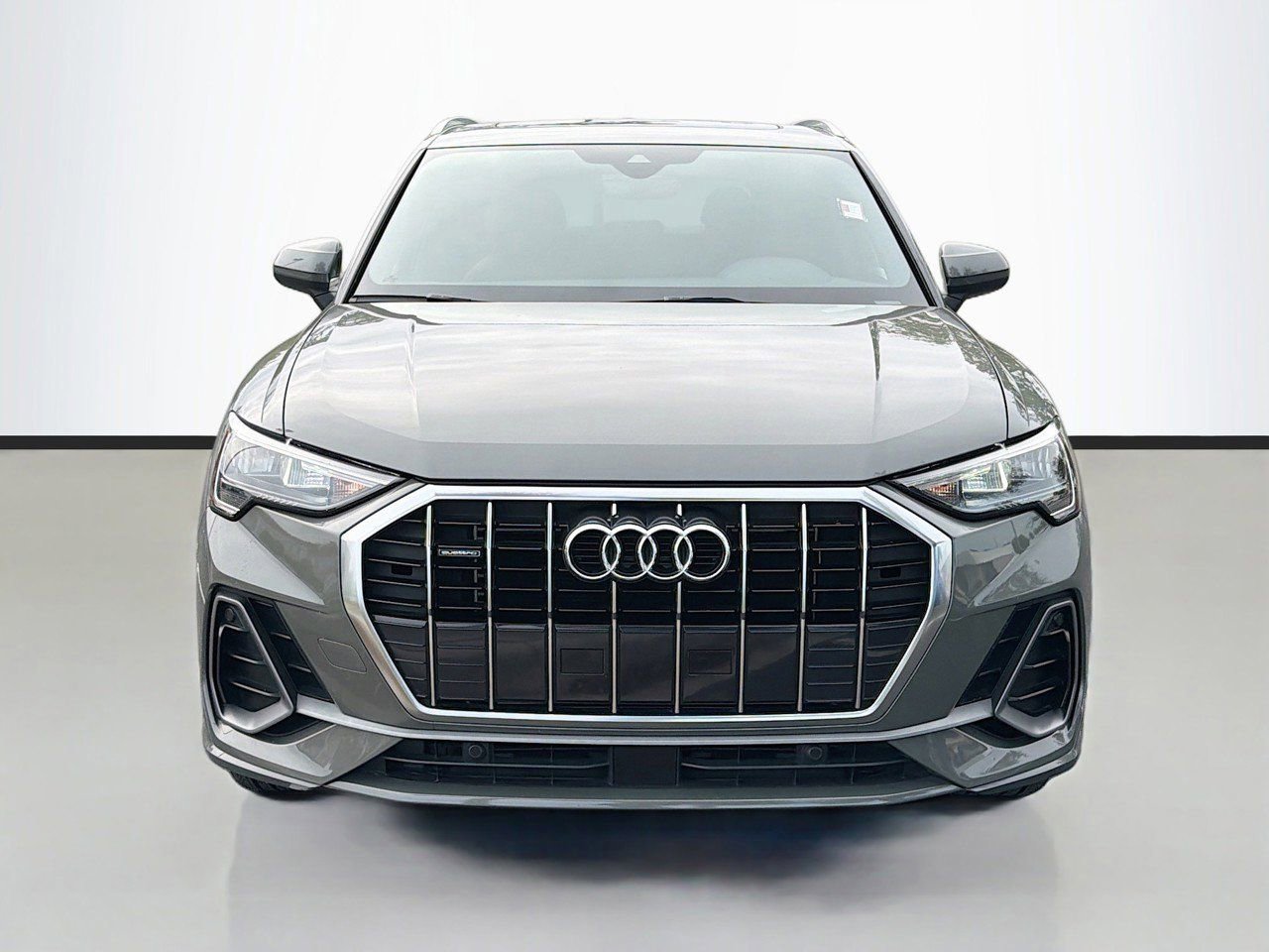 Used 2020 Audi Q3 2.0T Premium w/ Convenience Package image 9