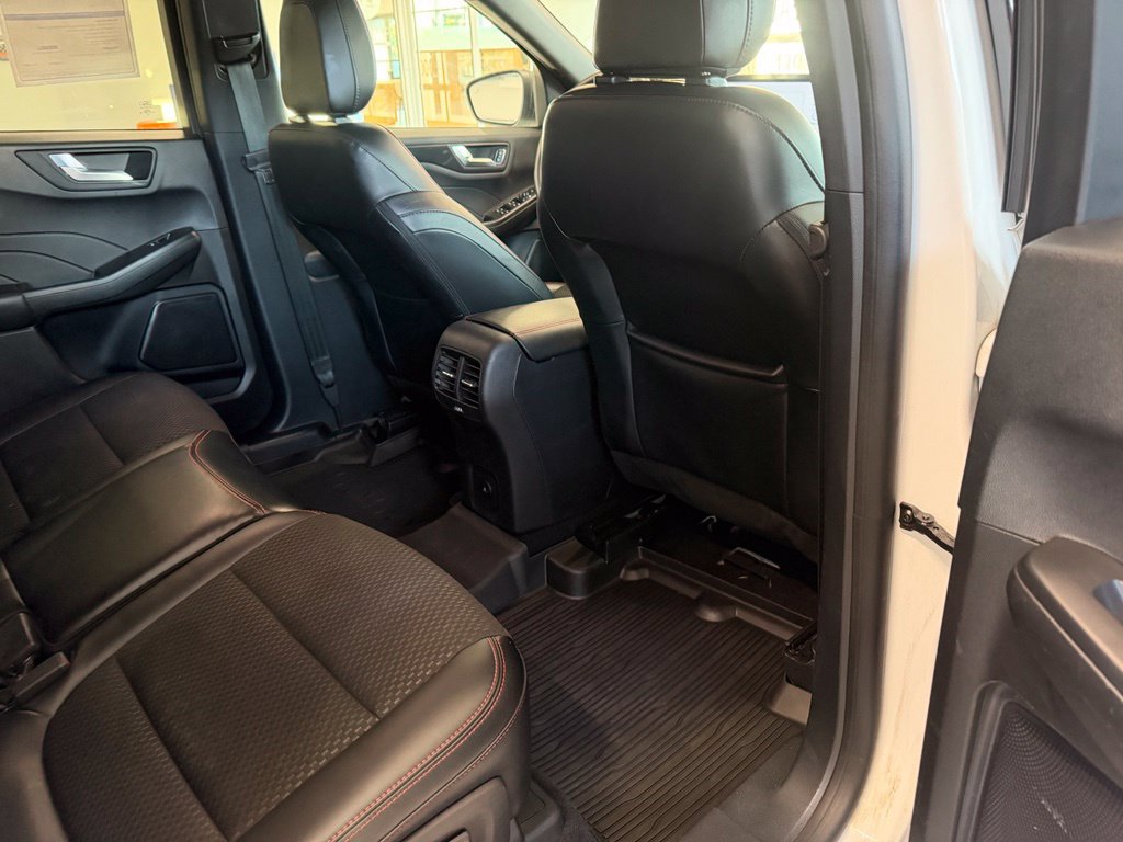 Certified 2023 Ford Escape ST-Line w/ Equipment Group 301A AWD/4WD image 22