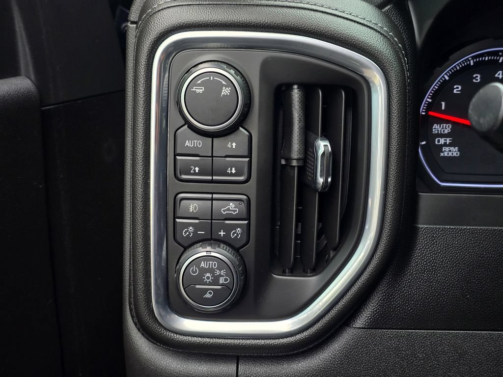 Used 2019 Chevrolet Silverado 1500 LTZ w/ LTZ Plus Package AWD/4WD image 27