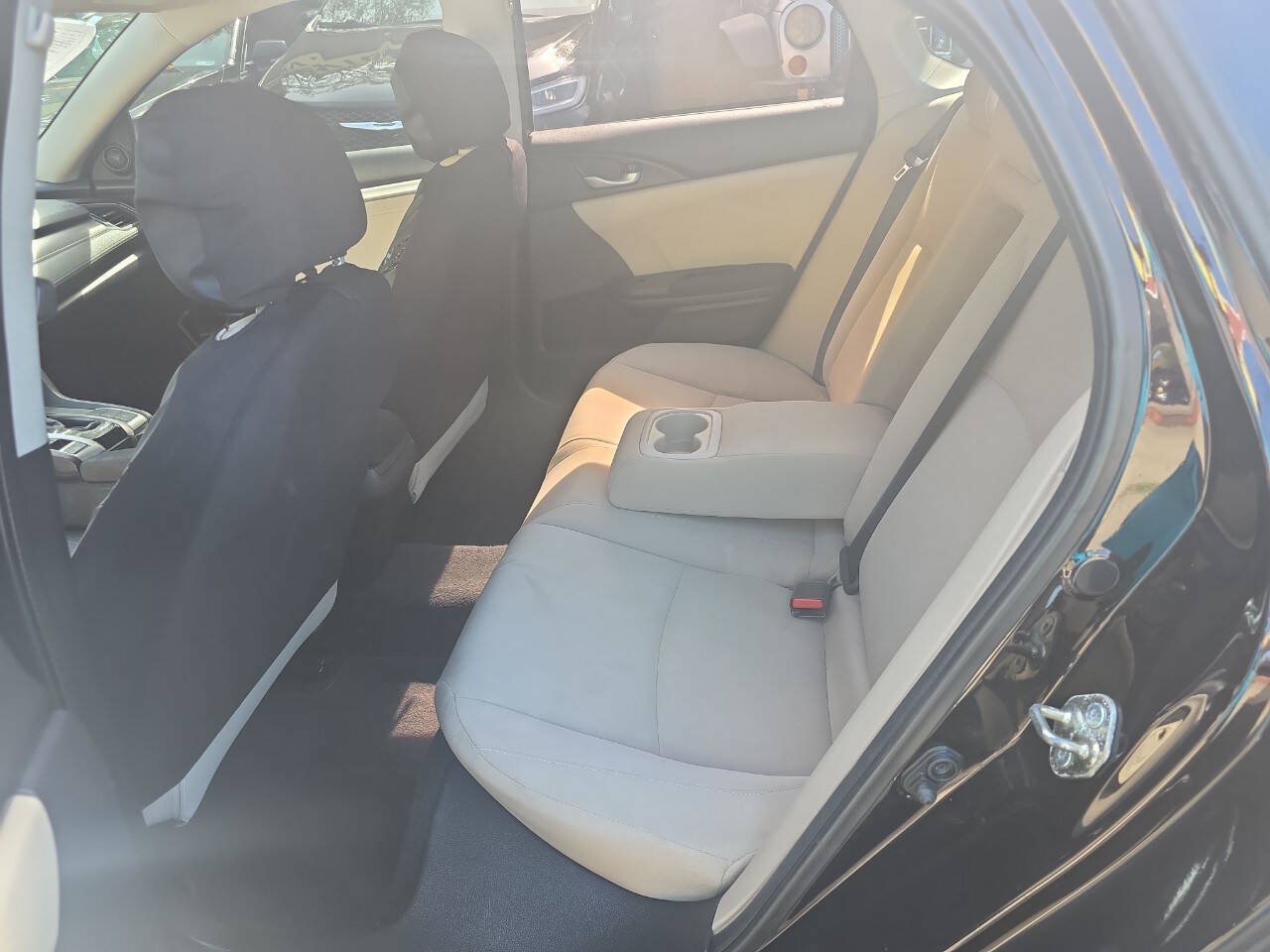 Used 2018 Honda Civic EX image 11