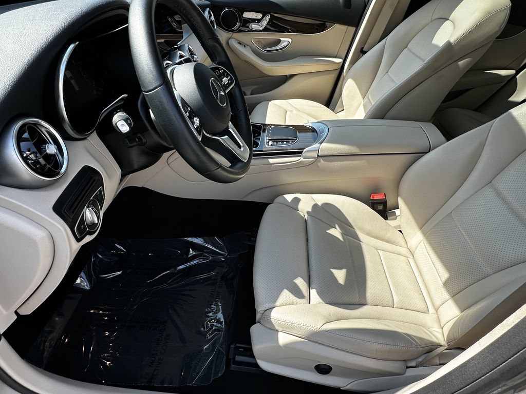 Certified 2021 Mercedes-Benz GLC 300 image 10