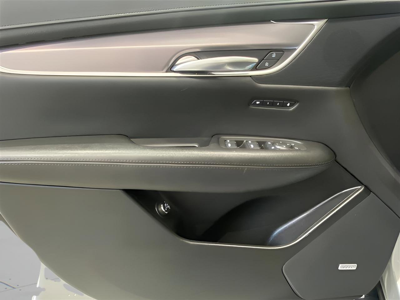 Used 2019 Cadillac XT5 Luxury AWD/4WD image 9