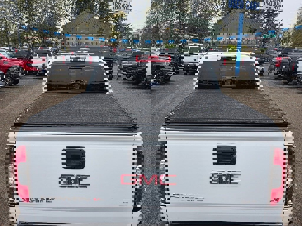 Used 2017 GMC Canyon SLT image 30