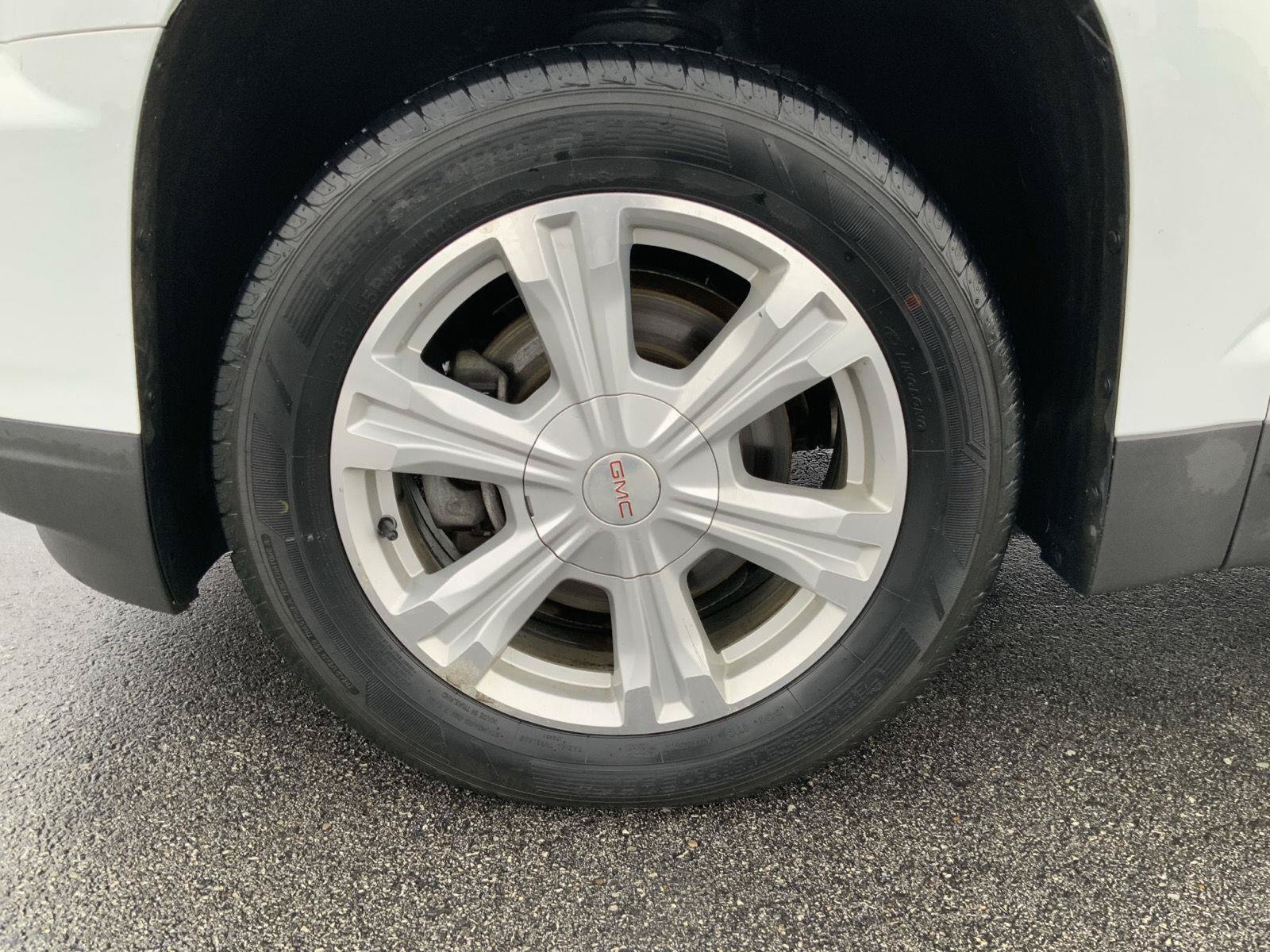 Used 2017 GMC Terrain SLE w/ Convenience Package FWD image 14