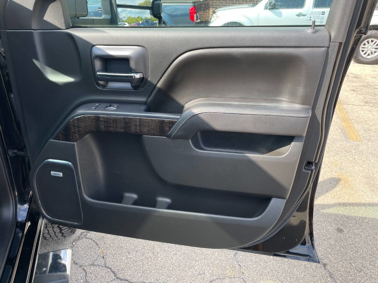 Used 2015 GMC Sierra 3500 Denali w/ Duramax Plus Package image 31